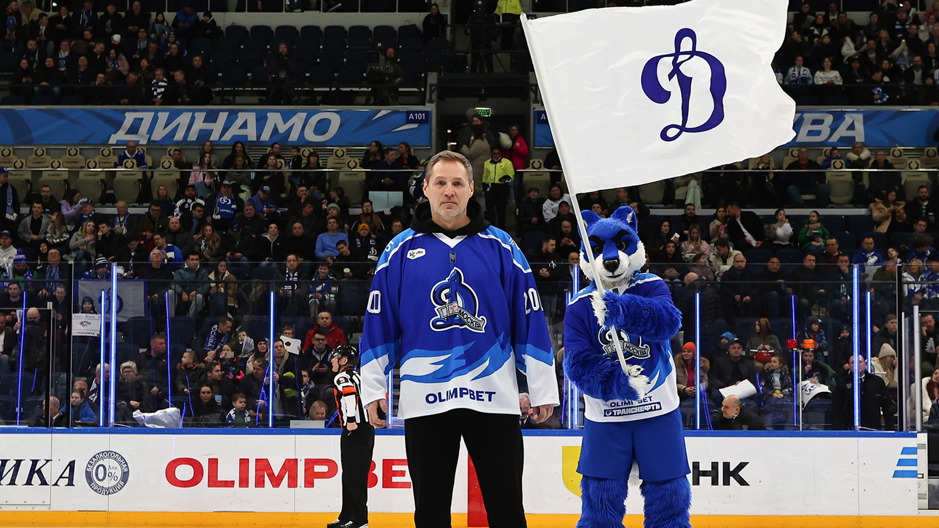 Поздравляем Романа Золотова