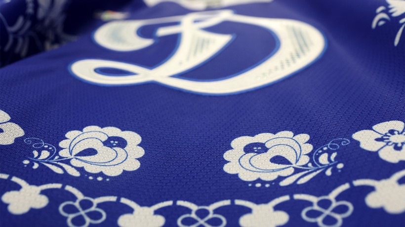 Запускаем аукцион джерси в стиле гжель!