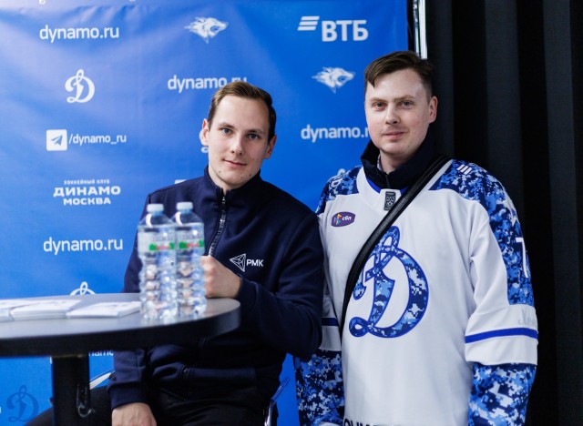 01.11.2025. Автограф-сессия Никиты Иванова и Егора Ахманаева