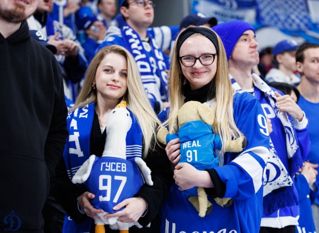 01.11.2025. Трибуны в лицах