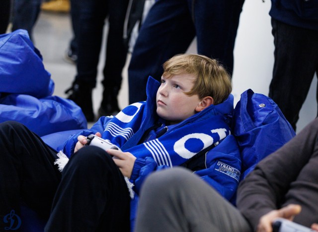 01.11.2025. Трибуны в лицах