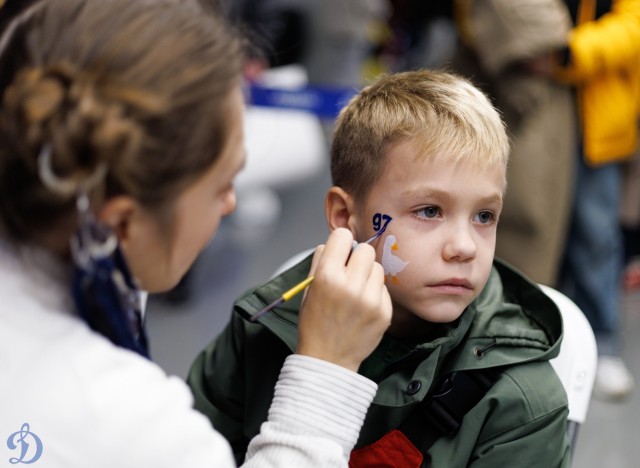 08.11.2025 Трибуны в лицах