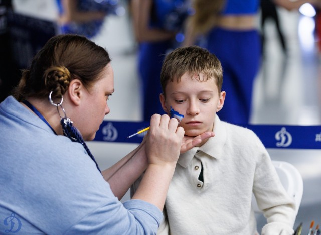 08.11.2025 Трибуны в лицах