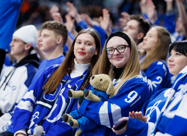 28.01.2026. Трибуны в лица