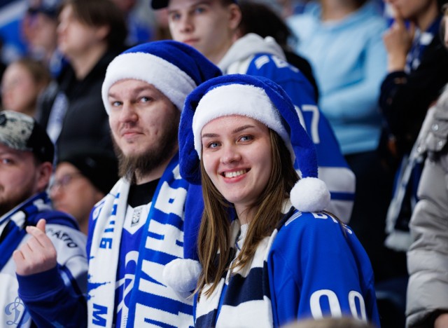 28.01.2026. Трибуны в лица