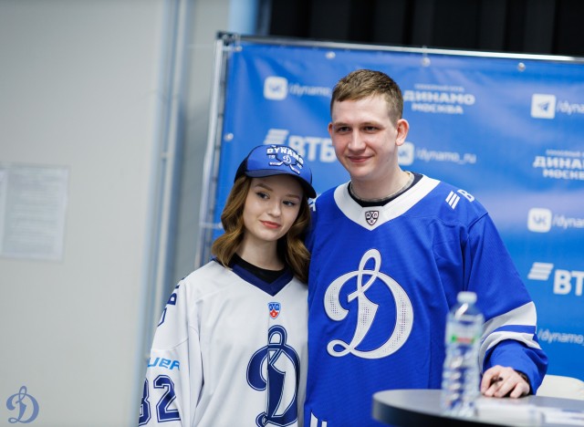 09.03.2026 Автограф-сессия Ильи Лейбина и Максима Пушненкова