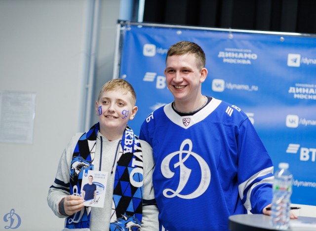 09.03.2026 Автограф-сессия Ильи Лейбина и Максима Пушненкова