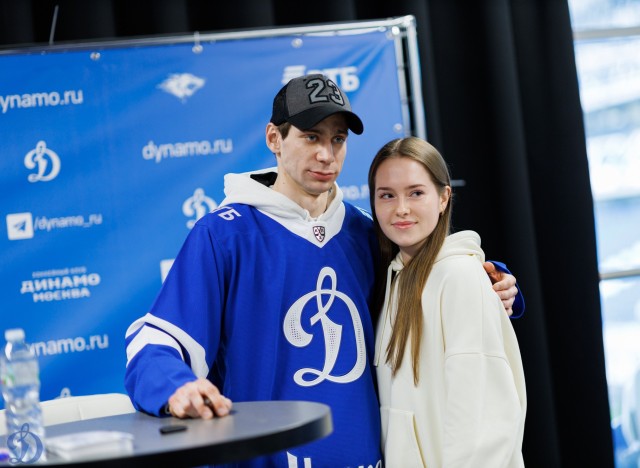 09.03.2026 Автограф-сессия Ильи Лейбина и Максима Пушненкова