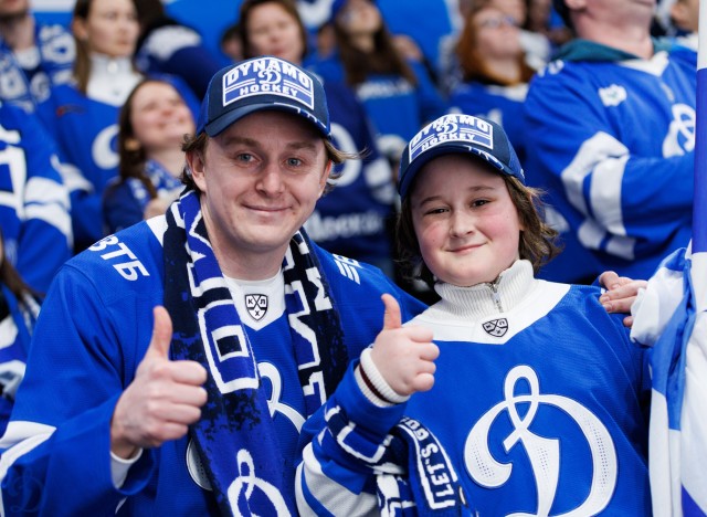 09.03.2026. Трибуны в лицах