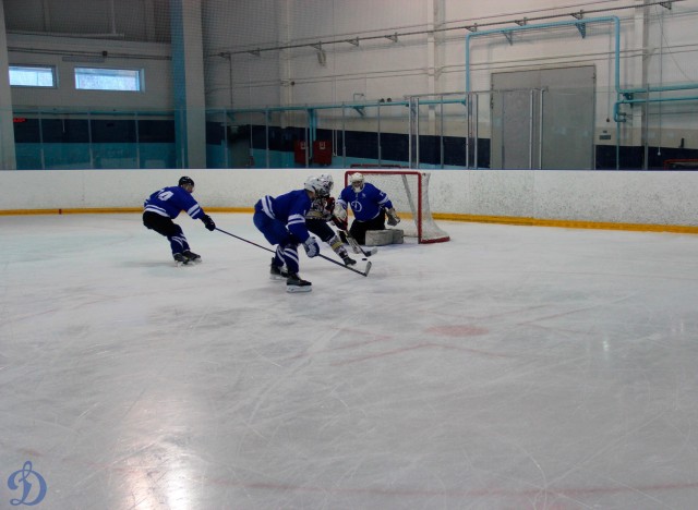 Открытие памятного монумента В.С.Мышкину и матч ветеранов