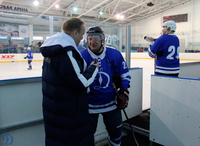 Открытие памятного монумента В.С.Мышкину и матч ветеранов