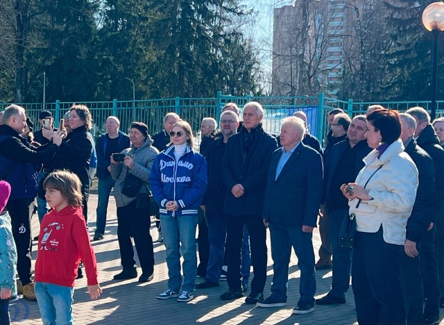 Открытие памятного монумента В.С.Мышкину и матч ветеранов