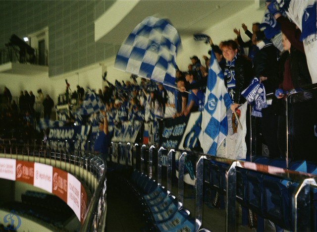 1/8 плей-офф Кубка Гагарина. «Динамо-Минск» — «Динамо» Москва в пленочных кадрах