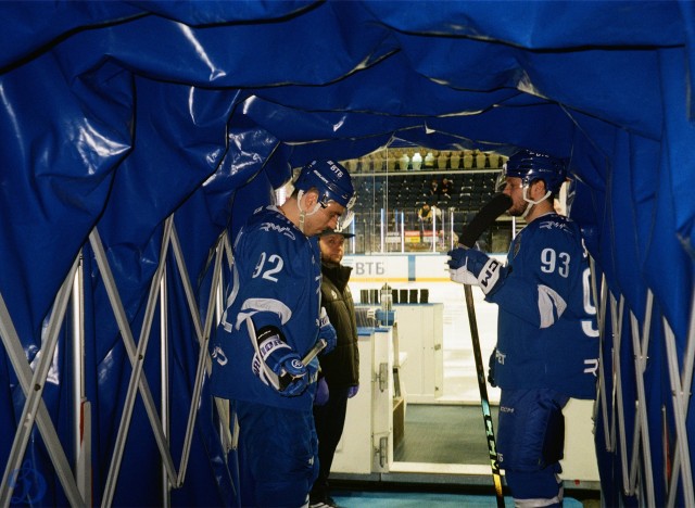 1/8 плей-офф Кубка Гагарина. «Динамо-Минск» — «Динамо» Москва в пленочных кадрах