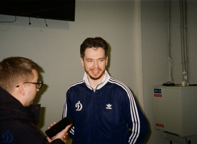 1/8 плей-офф Кубка Гагарина. «Динамо-Минск» — «Динамо» Москва в пленочных кадрах