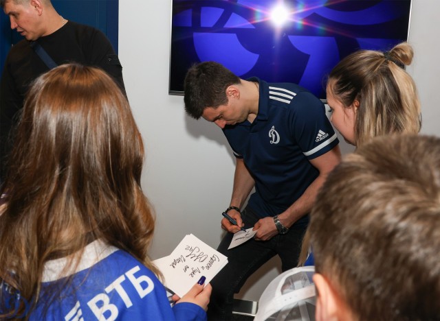 10.04.2026 Встреча команды с болельщиками