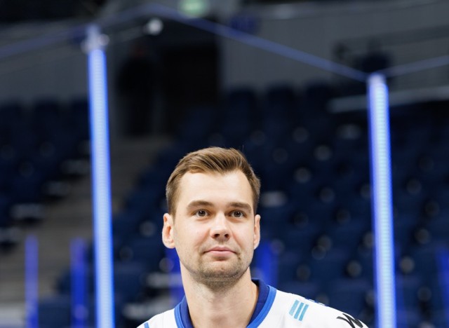 22.08.2026 Автограф-сессия на презентации команды