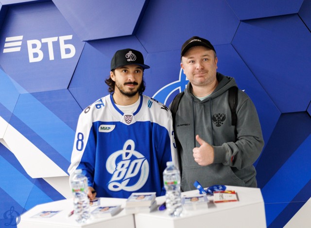 01.10.2026 Автограф-сессия Никиты Тертышного