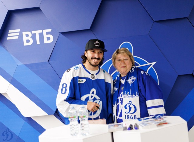01.10.2026 Автограф-сессия Никиты Тертышного